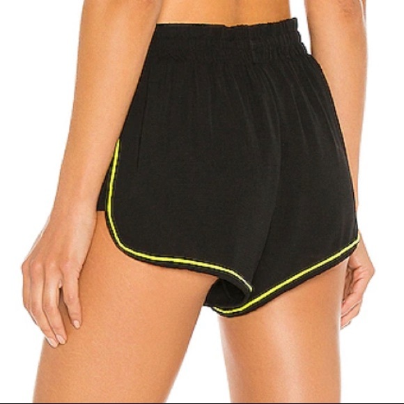 GIGI C Shorts Revolve - Picture 4 of 10